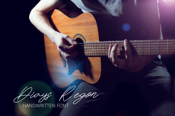 Discover Diays Regon: A Delicate Script Font for Elegant Design